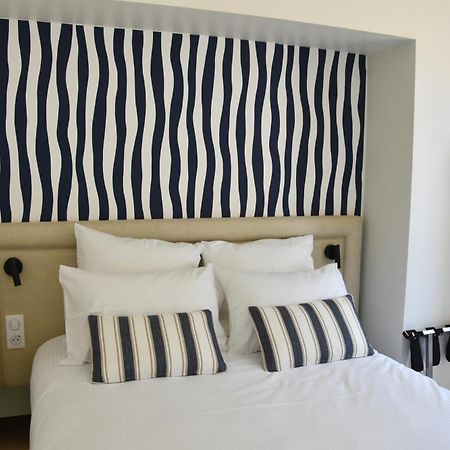 Logis Hotel Restaurant Le Kalliste イエール エクステリア 写真